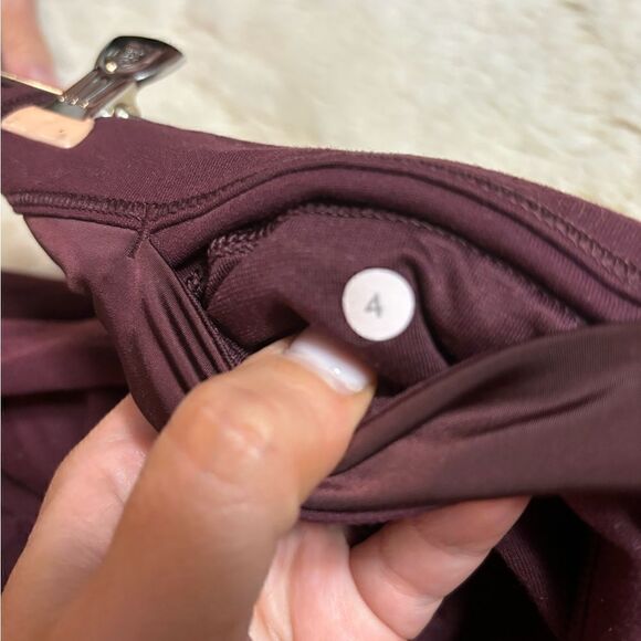 Lululemon Wunder Under High-Rise Tight 25"
*Chiffon Mesh in Purple/Plum size 4 - Picture 2 of 7